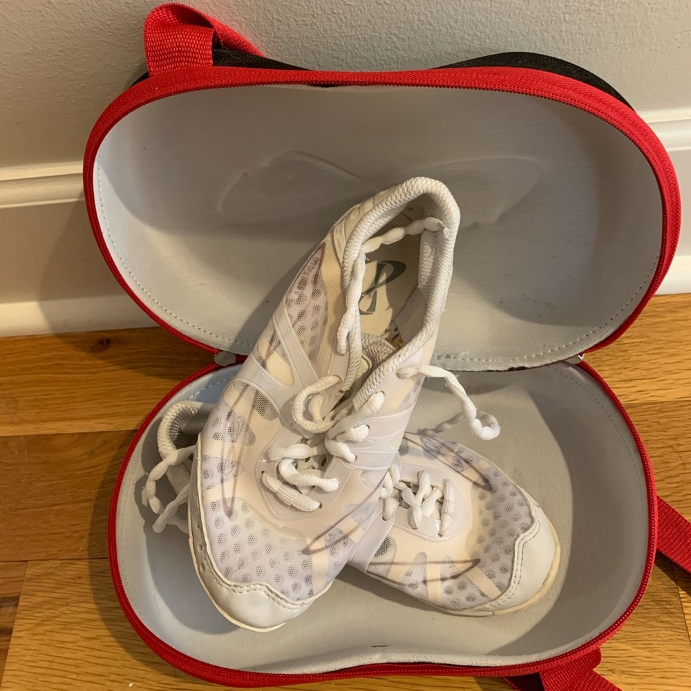 Nfinity Cheer Shoes